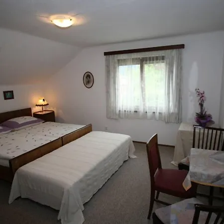 Holiday home Lindwurm