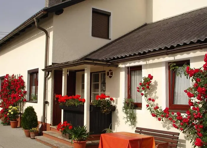 Lindwurm 度假居 *